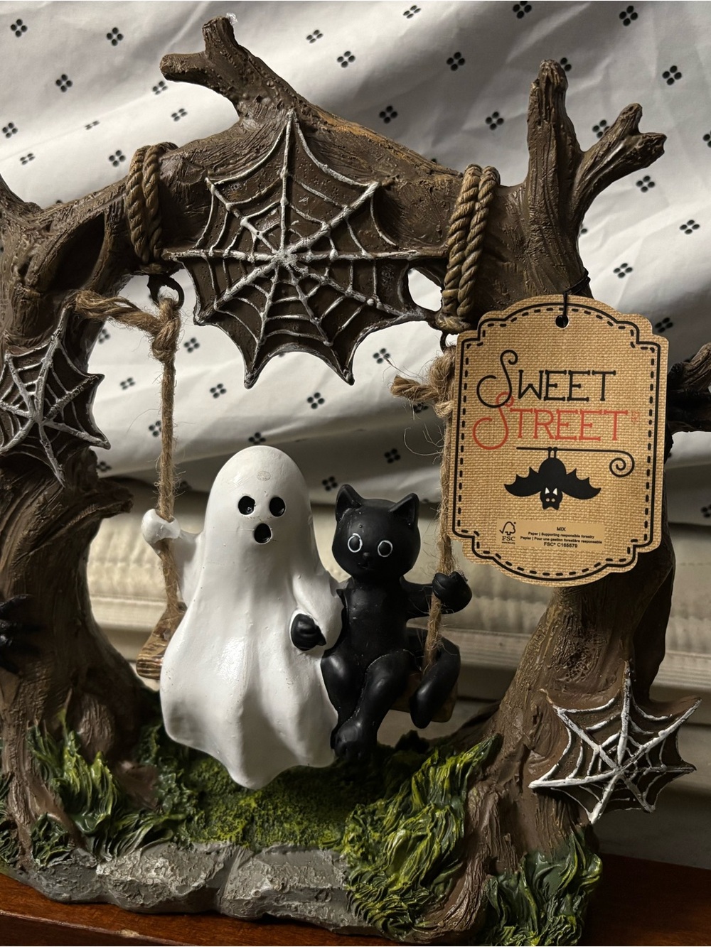 T.J.Maxx Halloween Ghost & Black Cat Swing Decor
